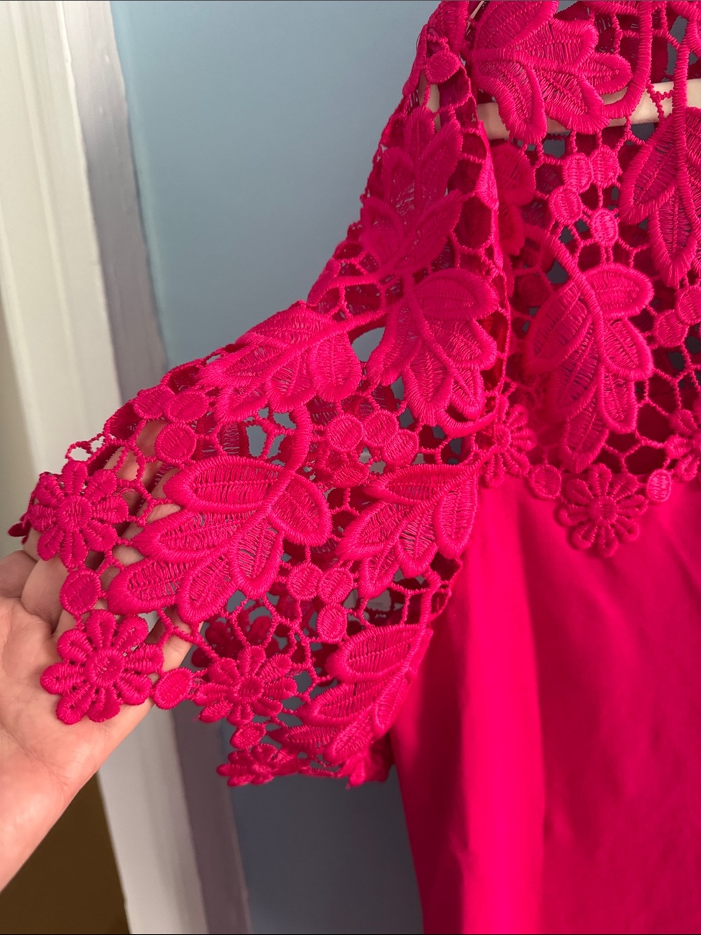 Escada Bright Shocking Pink Lace Dress - Picture 4 of 8